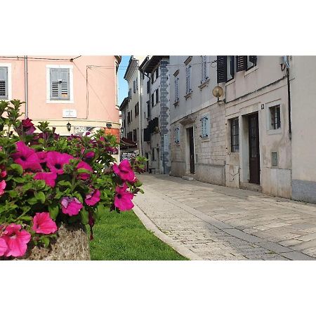 Eufrasiana Apartments Porec Bagian luar foto